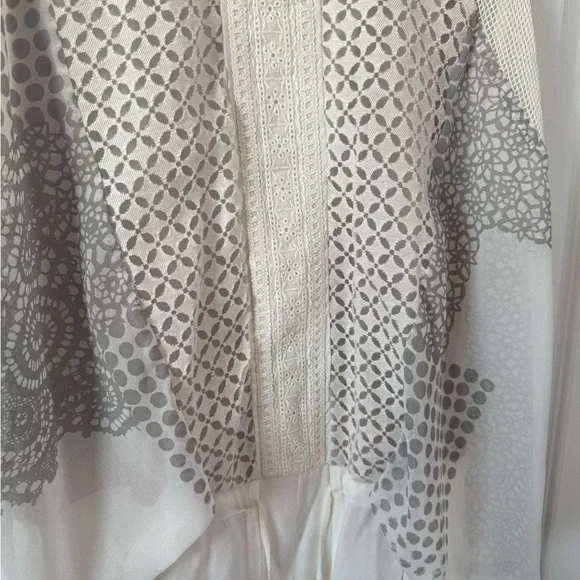 Sleeveless Patterned Dress - Picture 5 of 5